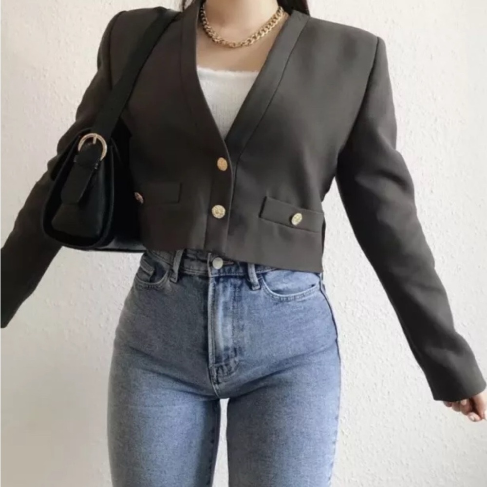 ZARA 3/4 sleeve Grey Cropped Cardigan Blazer top With Shoulder Pads Size L-NWOT